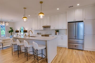 /international/us/7207-gaston-avenue-dallas-tx-110101179109/