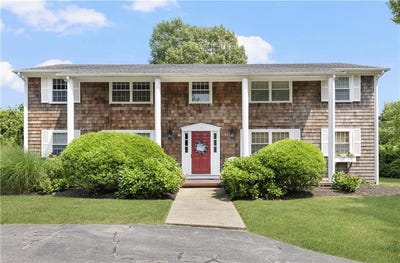 /international/us/40-prospect-avenue-narragansett-ri-110100416746/