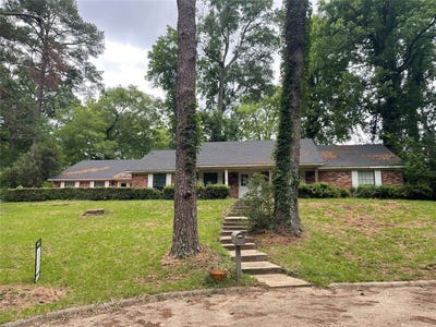 /international/us/408-myra-mansfield-la-110108228201/