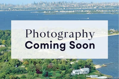 /international/us/152-shoreview-road-manhasset-ny-110108346321/