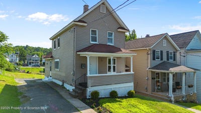 /international/us/830-e-scott-street-olyphant-pa-110100746618/