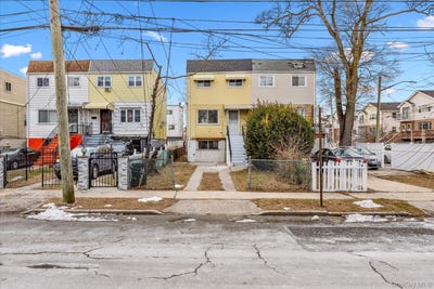 /international/us/641-beach-65th-street-arverne-ny-110104789581/