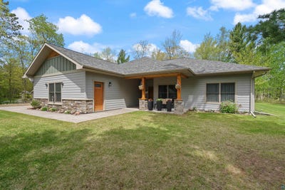 /international/us/1105-w-taylor-ave-cloquet-mn-110108394018/