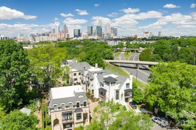 /international/us/607-mattie-rose-lane-charlotte-nc-110104785378/