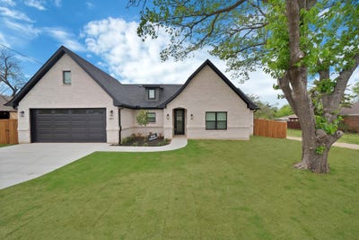 /international/us/905-n-trinity-street-decatur-tx-110107198195/