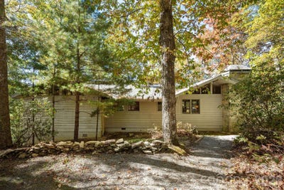 /international/us/191-friar-tuck-lane-brevard-nc-110120685096/