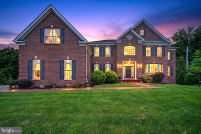/international/us/6100-blue-belle-drive-center-valley-pa-110110338162/