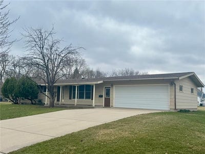 /international/us/301-s-4th-street-olivia-mn-110107078350/