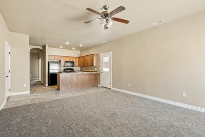 /international/us/884-s-110-w-cedar-city-ut-110098761288/