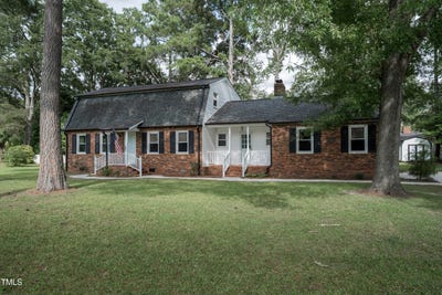 /international/us/1604-brunswick-drive-dunn-nc-110101019887/