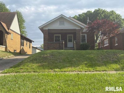 /international/us/512-broad-place-springfield-il-110107851513/