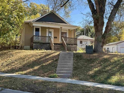 /international/us/1724-ingleside-ave-sioux-city-ia-110106502509/