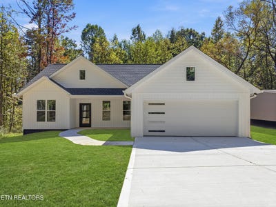 /international/us/683-hen-valley-rd-oliver-springs-tn-110120084584/