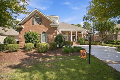 /international/us/584-dartmoor-way-sw-ocean-isle-beach-nc-110120408794/