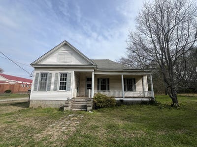 /international/us/179-independence-street-tignall-ga-110107929783/