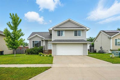 /international/us/1548-ashlynd-ct-iowacity-ia-110100198606/