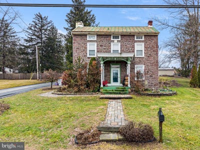 /international/us/1286-old-schuylkill-road-spring-city-pa-110119371952/