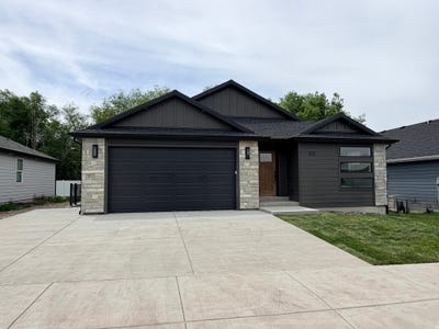 /international/us/272-w-370-n-smithfield-ut-110108662044/
