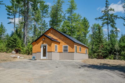 /international/us/44-downs-road-sebec-me-110101342359/?lang=zh-tw