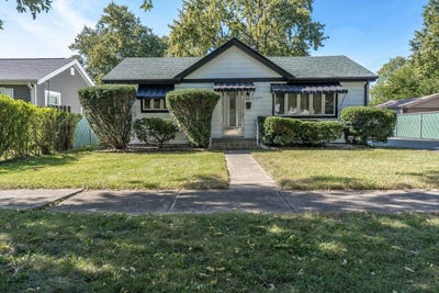 /international/us/11024-oxford-avenue-chicago-ridge-il-110120513831/
