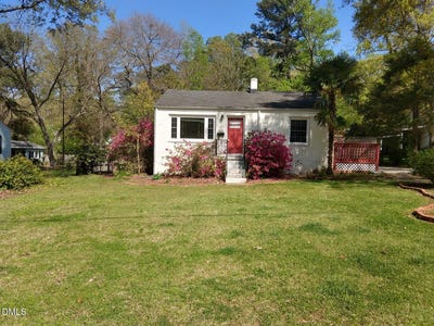/international/us/229-urban-drive-cary-nc-110107799450/