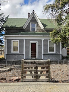 /international/us/303-n-oregon-st-condon-or-110120093601/
