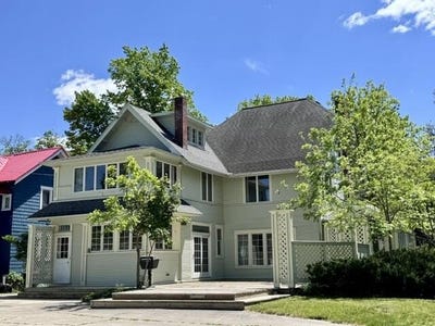 /international/us/430-w-upton-avenue-reed-city-mi-110108449427/