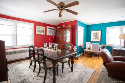 /international/us/272-laurelton-boulevard-long-beach-ny-110107989165/