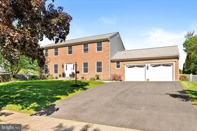 /international/us/85-village-drive-e-hamilton-nj-110108029180/