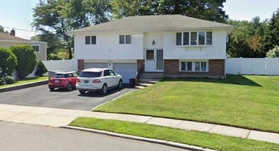 /international/us/7-motor-lane-old-bethpage-ny-110106840816/