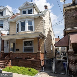 /international/us/418-n-north-street-minersville-pa-110100631902/