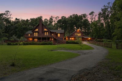 /international/us/24050-winding-creek-drive-brooksville-fl-110108475858/