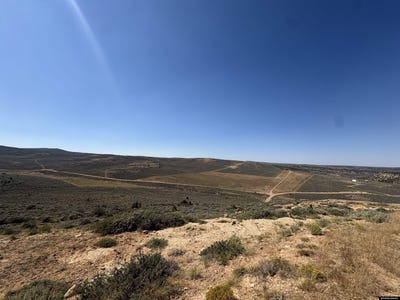 /international/us/74-talking-wind-road-evanston-wy-110109723470/