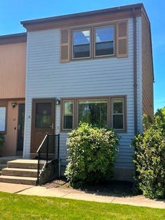 /international/us/275-grotto-avenue-pawtucket-ri-110108109248/