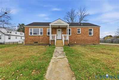 /international/us/2504-gordon-street-hopewell-va-110103671960/