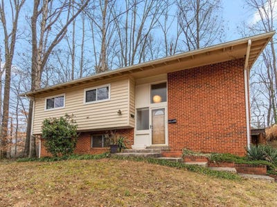 /international/us/6505-farley-street-springfield-va-110108282117/