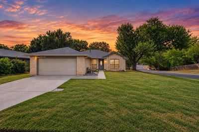 /international/us/806-creekside-drive-euless-tx-110119994702/