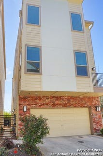 /international/us/3831-harry-wurzbach-rd-12-san-antonio-tx-110098282820/