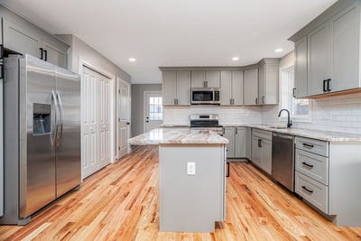 /international/us/29-milton-st-fitchburg-ma-110107058698/