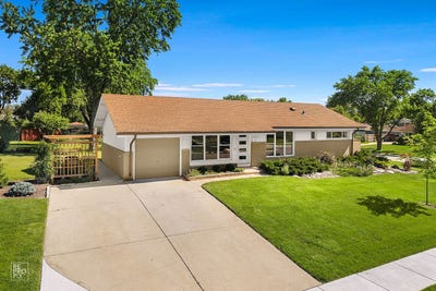 /international/us/580-newark-lane-hoffman-estates-il-110108911155/