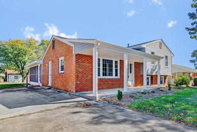 /international/us/906-citadel-ln-salem-va-110110274206/