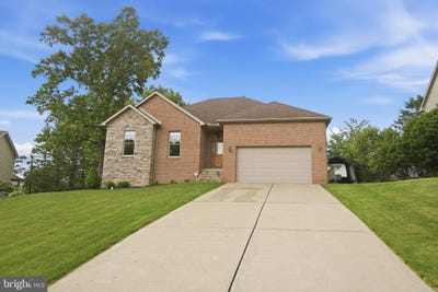 /international/us/34-harrington-way-greensburg-pa-110108537658/