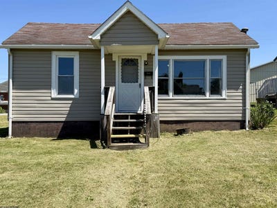 /international/us/8267-elk-avenue-stonewood-wv-110108413794/