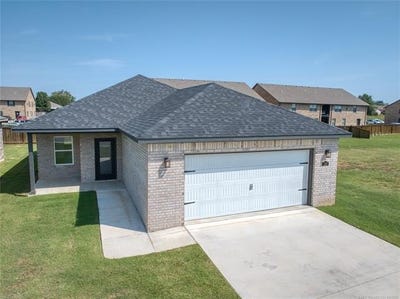 /international/us/212-cottonwood-street-calera-ok-110108396465/