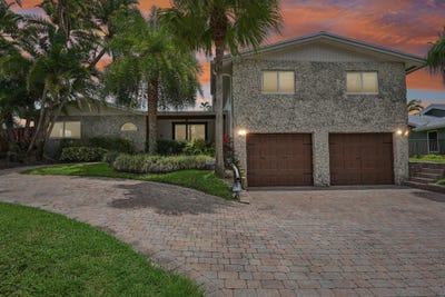 /international/us/1232-nw-14th-street-boca-raton-fl-110107957224/