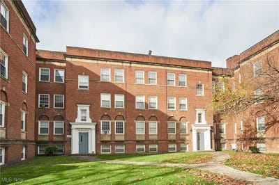/international/us/3016-s-moreland-boulevard-shaker-heights-oh-110095767395/