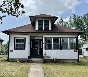 /international/us/514-w-4th-street-webb-city-mo-110107632705/