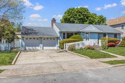 /international/us/168-lenox-avenue-uniondale-ny-110107805643/