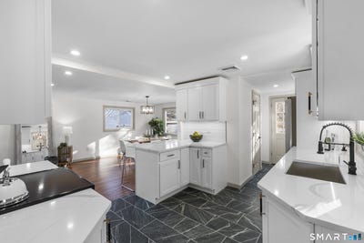 /international/us/143-sawyer-road-fairfield-ct-110106728823/