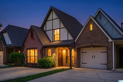 /international/us/6109-townley-way-mccalla-al-110101315864/